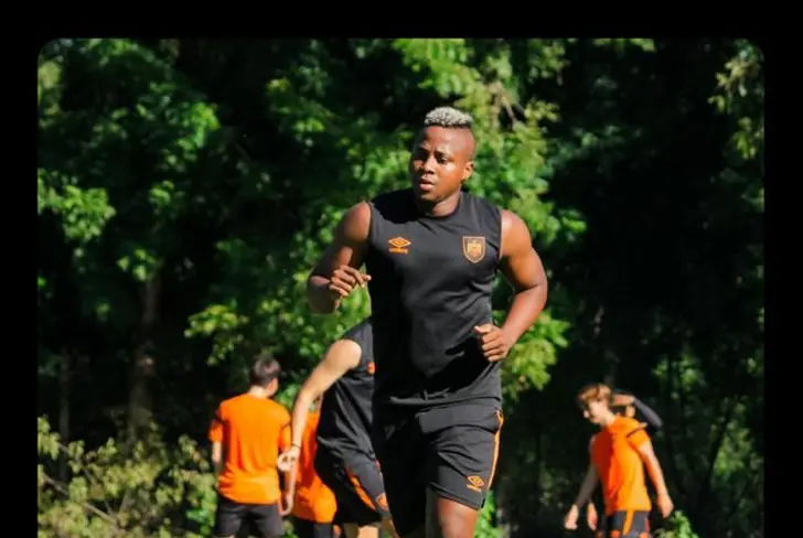 Vía X: Club Deportivo Águila