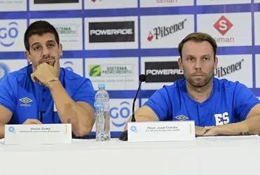 A escasos días de realizarse el torneo de UNCAF, Cortés asume el reto de la dirección técnica de la Selecta juvenil