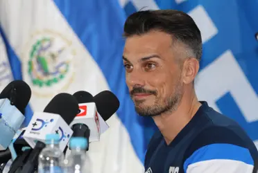 A falta de confirmación oficial, el técnico de la Selección Nacional de El Salvador estaría dejando el cargo a tres meses de haber llegado