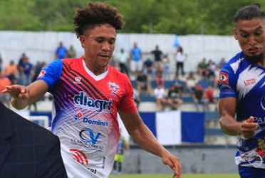 Al tanto de todo lo que sucede en el fútbol salvadoreño, el comentarista criticó el trato al que somenten a los jugadores juveniles