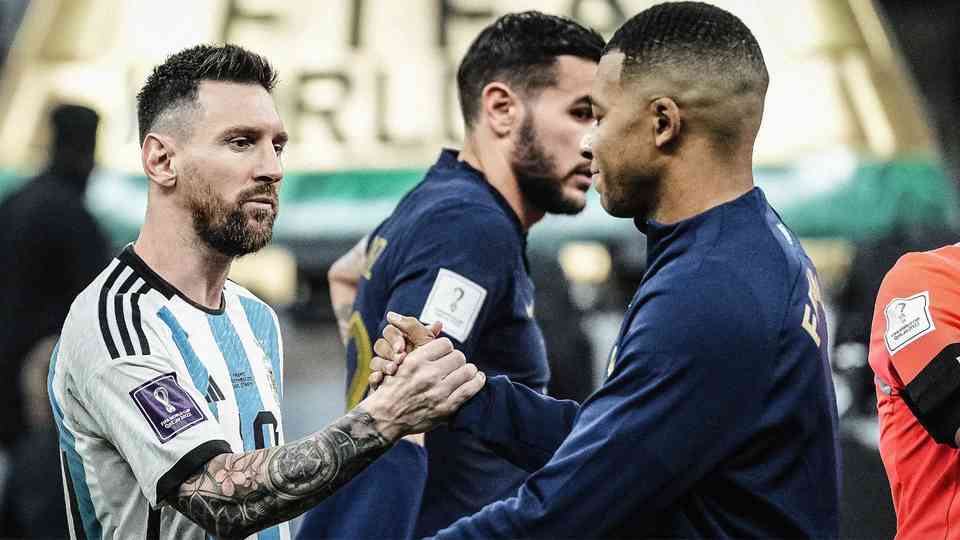 Ambos jugadores no tuvieron una buena relación durante el periodo que Messi estuvo en las filas parisinas.