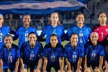 Aunque hubo momentos en los que perdieron el control del balón, están en proceso de construir un equipo para el futuro dice el entrenador