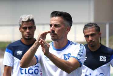 Comentarios de la hinchada revelan un sentimiento compartido por su despedida del equipo, asegurando que desaprovecharon su conocimiento