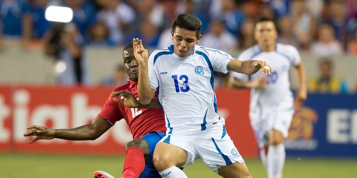 Desde antes de esta convocatoria, Larín había dejado en claro que sería su rendimiento en su equipo lo que determinaría su presencia