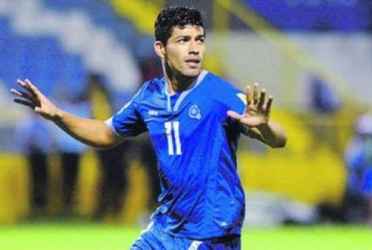 Después de la sanción disciplinaria en su contra, no ha vuelto a vestir la azul y blanco, pero ahora espera llenarle el ojo a De la Barrera