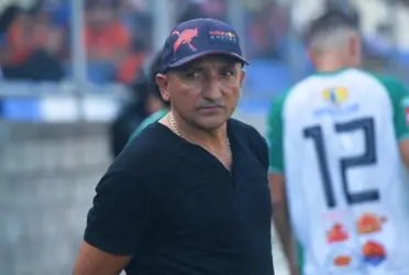 El ahora exentrenador verdolaga, llevó a su equipo a jugar las semifinales donde cayeron contra Jocoro, pero aún así, fue un torneo digno