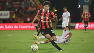 El Alajuelense presentó su nómina para este importante torneo donde ya no figura Leo