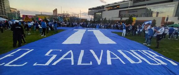 El astro salvadoreño es recordado por las glorias que llevó al equipo ibérico.
