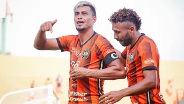 El centrocampista salió con el gafete de capitán en el partido que los emplumados derrotaron a Jocoro