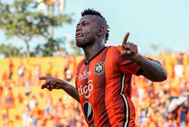 El colombiano marcó en momentos importantes para el equipo y contribuyó con un gol en la final ante Jocoro