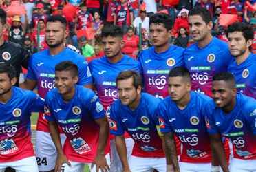 El cuadro santaneco cerró mejor el primer tiempo y aprovechó dos llegadas importantes para llevarse la ventaja en el marcador