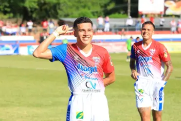 El delantero se hartó de la directiva pampera y quiere emprender nuevos rumbos, a un equipo más estable que el actual, según dijo