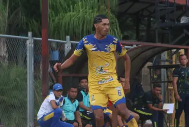 El encuentro se inclinó a favor de Jocoro con una anotación a los 22 minutos, tras una jugada bien ejecutada por Herbert Sosa, para el 1-0