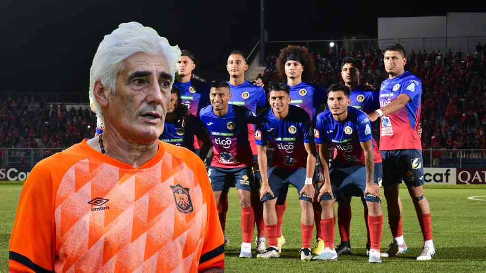 El entrenador emplumado habló previo al duelo que afrontarán hoy en la Copa Centroamericana.