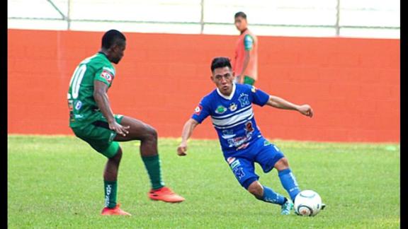 El equipo bombardero recibe a al descendido Chalatenango en San Vicente.