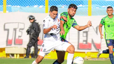 El estratega lamentó la decisión en dos jugadas puntuales del encuentro que pudieron ser penales para los albos