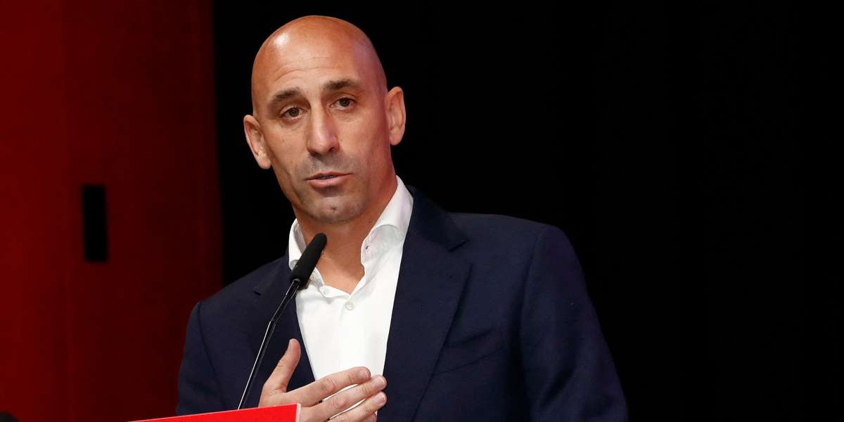 El ahora expresidente de la Real Federación Española de Fútbol comparecerá ante la justicia de su país, por el caso del beso no consentido