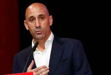 El ahora expresidente de la Real Federación Española de Fútbol comparecerá ante la justicia de su país, por el caso del beso no consentido