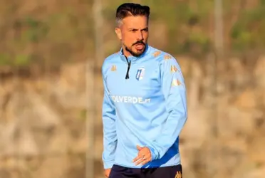 El extécnico de la Selecta no está pasando por un buen momento en su equipo y está en la zona roja del descenso