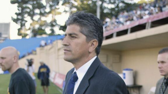 El extécnico ecuatoriano de FAS, Octavio Zambrano, habló sin filtros sobre la situación de los tigrillos