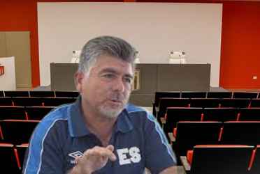 El exvolante de la selección llegó en febrero de este año a colaborar con Hugo Pérez en la dirección técnica de la Selecta