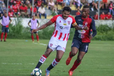 El goleador con el equipo campeón de la Segunda División estaría en veremos para el debut ante el rival Isidro Metapán