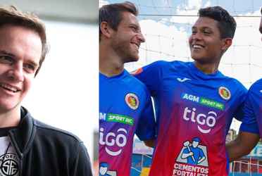 El influencer, conocido por su afinidad con el fútbol y su devoción al deporte, manifestó su admiración por el "Mágico" González