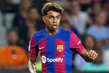 El joven talento de la Masía extendió su contrato hasta cuando cumpla su mayoría de edad, estará ligado al club por al menos, dos años más