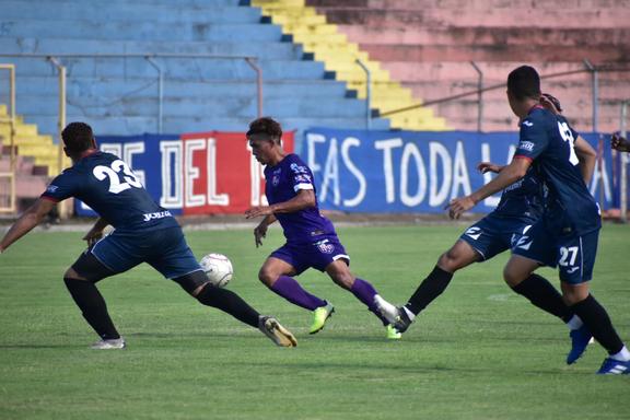 El aún jugador de Chalatenango le habría hecho el feo al cuadro tigrillo, que pasa por un mal momento.