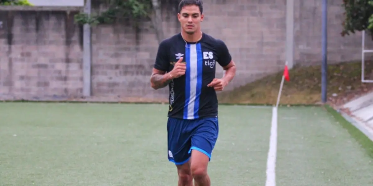 El médico informó sobre la intervención y expresó su esperanza de una pronta recuperación para el seleccionado nacional