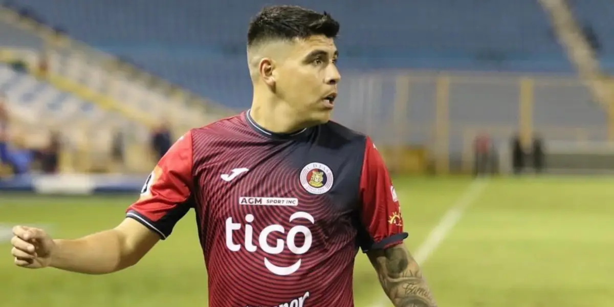 El mismo entrenador lo confirmó en una entrevista post partido, y aseguró no saber mayores detalles al respecto de su viaje de regreso