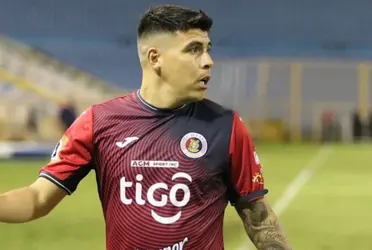 El mismo entrenador lo confirmó en una entrevista post partido, y aseguró no saber mayores detalles al respecto de su viaje de regreso