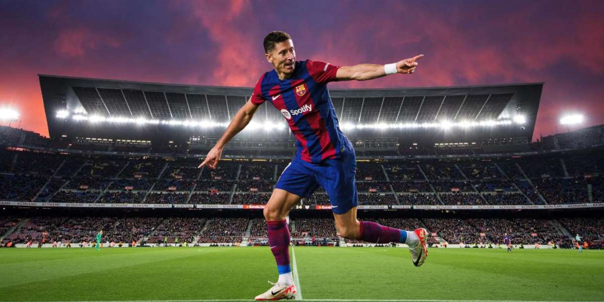 El partido no inició de la mejor manera para el Barcelona, ya que en el primer tiempo encajaron un gol de Larsen, que le complicó el partido