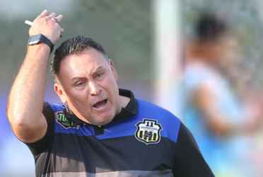 'El partido no tendría que haber terminado con este marcador. No podemos errar tantas situaciones de gol y terminar tan complicados' dijo