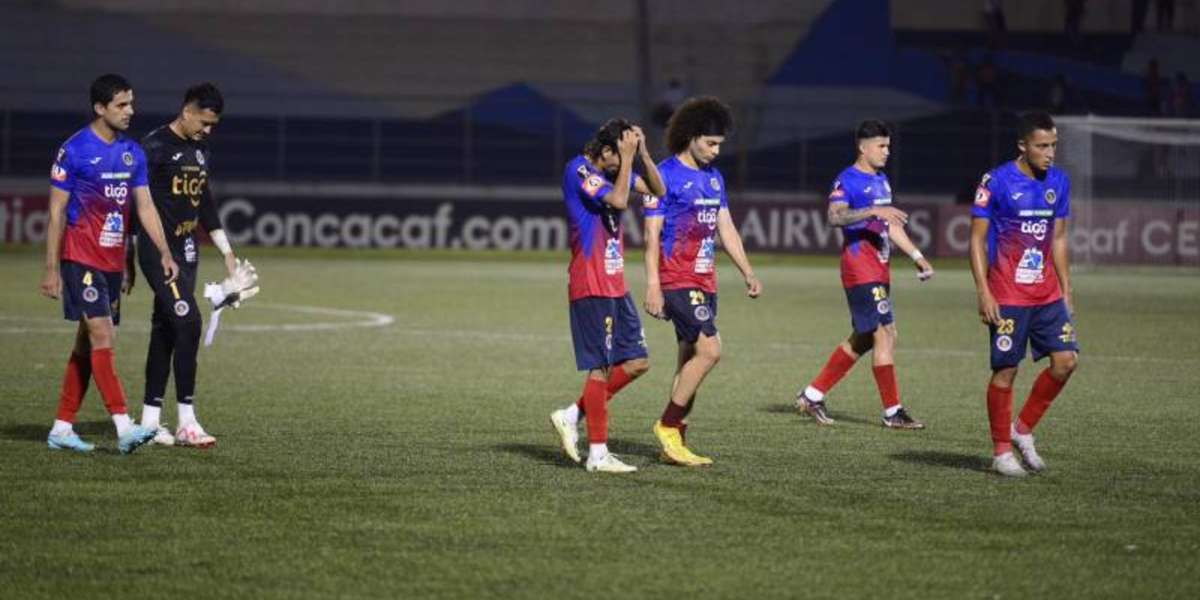 El plantel viaja con 18 jugadores para cumplir su último compromiso en Copa Centroamericana