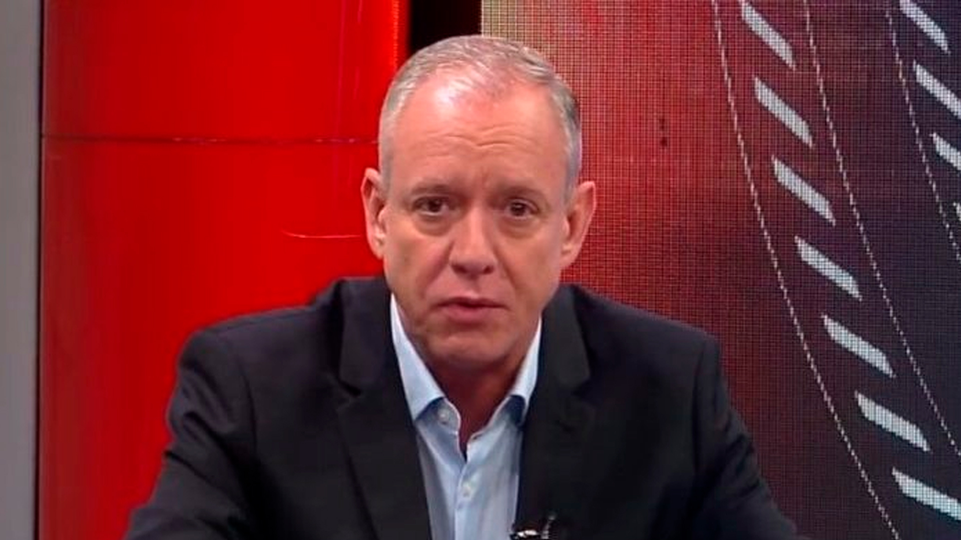 El polémico comentarista salvadoreño habló del cruce de declaraciones entre clubes y selección nacional