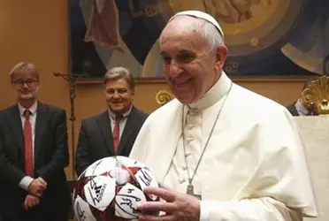 Para el Papa Francisco este es el mejor jugador de la historia, no creerás su respuesta