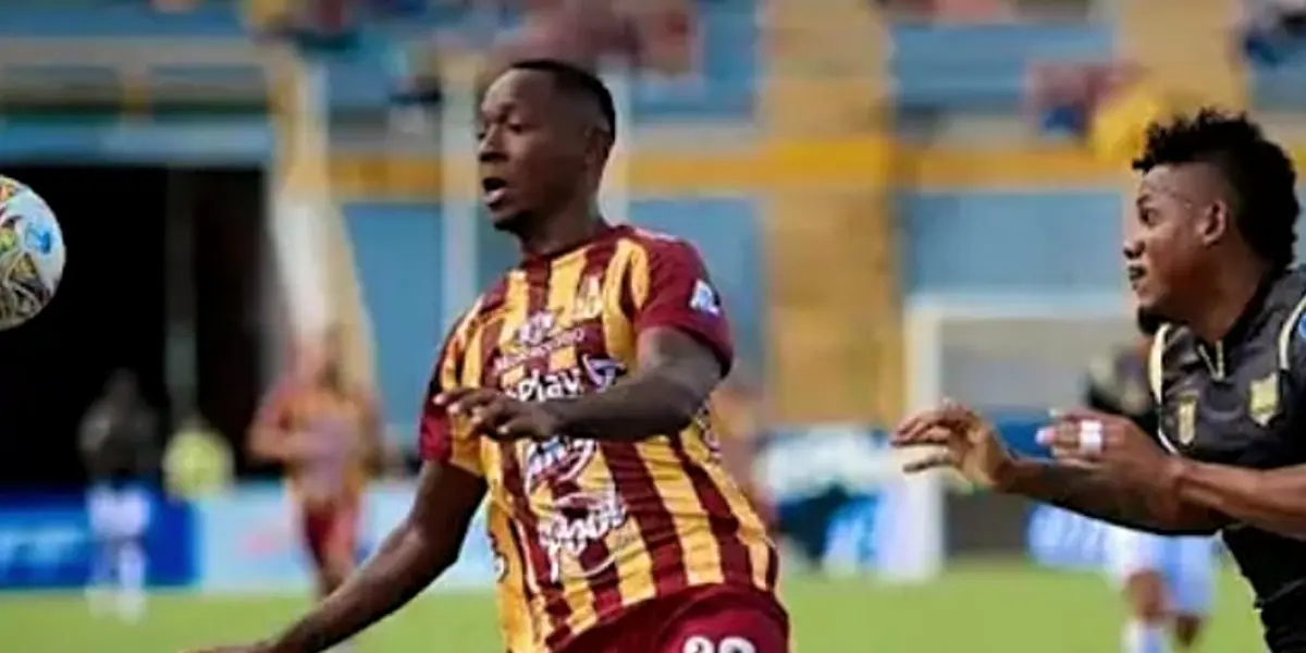 El salvadoreño anotó en la victoria de su equipo que continúa liderando su grupo, tras cuatro partidos disputados y 12 puntos ganados