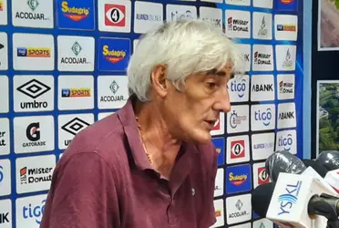 El técnico emplumado no estará en estos partidos en el banquillo, por lo que su hijo deberá tomar las riendas en el derbi oriental