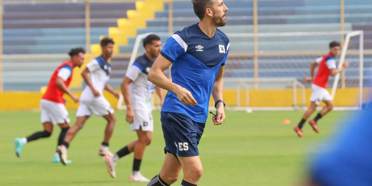 El técnico español está consciente del reto para reconquistar a la hinchada cuscatleca, que dependerá de un estilo de juego más llamativo
