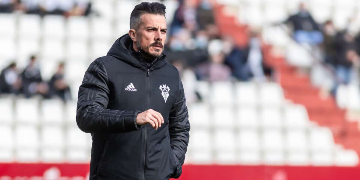 El técnico firmaría por dos años, y su primera misión en octubre será cambiar la situación de la Selecta en la Liga de Naciones CONCACAF