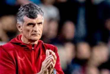 El técnico llevó al equipo a la obtención de su séptima Europa League el año pasado, pero el equipo está en el 14° puesto en Liga Española