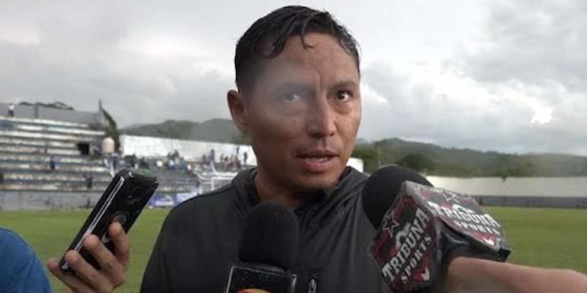 El técnico de los periquitos se llevó un punto de oro del Juan Francisco Barraza ante el CD Águila, el líder del torneo Apertura 2023