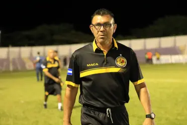 El técnico nacional sabe que en este momento, el banquillo de la Selecta es una vacante muy atractiva pero con mucha presión