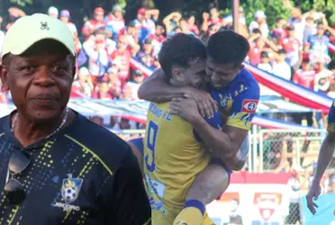 El técnico peruano está acostumbrado a estas instancias del campeonato y sus números reflejan la capacidad que tiene en fases tan decisivas