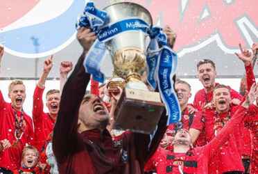 El Vikingur acumula un total de 60 puntos, mientras que el Valur se quedó con 49 puntos después del empate, por lo que Punyed puede celebrar