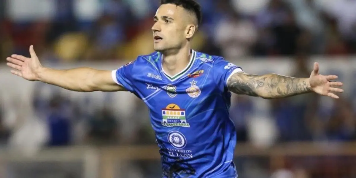 El volante español estuvo en la órbita de Alianza y tuvo ofertas en el extranjero, pero decidió quedarse con los caleros