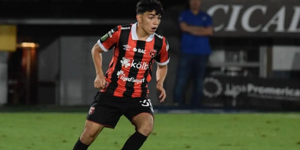 El volante nacional no ha acumulado muchos minutos en las cuatro fechas que lleva el campeonato costarricense, y le buscarían salida