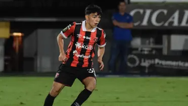El volante nacional no ha acumulado muchos minutos en las cuatro fechas que lleva el campeonato costarricense, y le buscarían salida