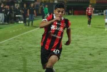 En el reciente enfrentamiento contra Puntarenas, Menjívar ingresó al campo en el minuto 82. Aunque en ese momento el marcador era favorable